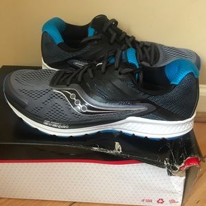 SAUCONY, MENS 9